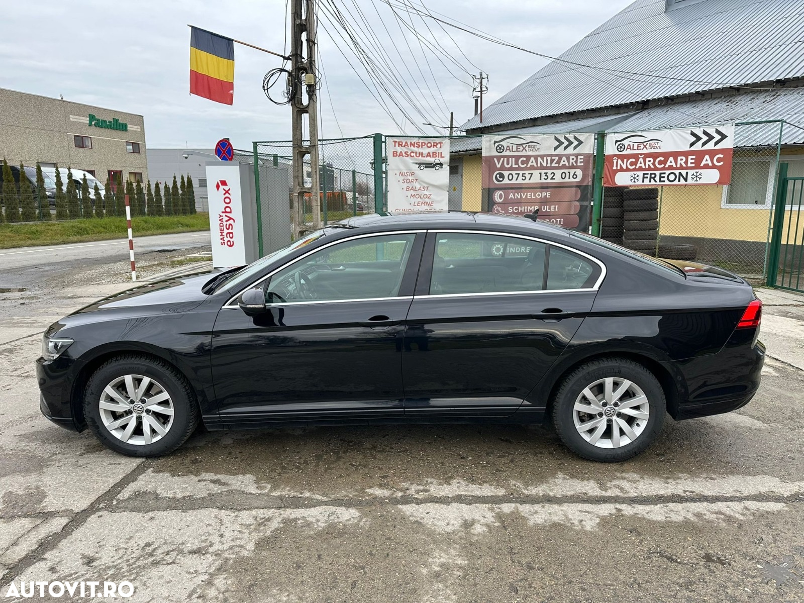 Volkswagen Passat 2.0 TDI DSG Comfortline - 4