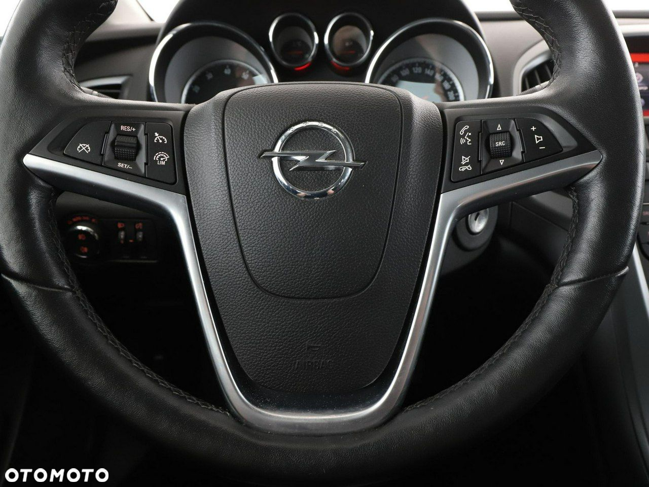 Opel Astra 1.4 Turbo Style - 21