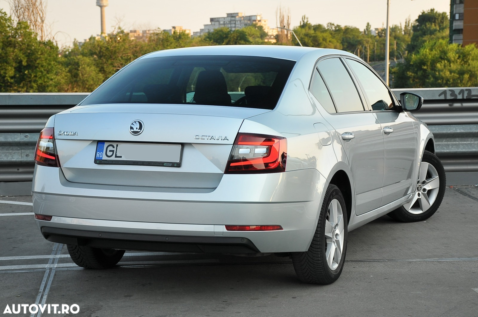 Skoda Octavia 1.6 TDI Ambition - 4