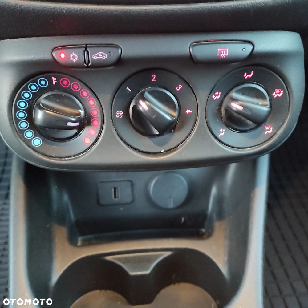 Opel Corsa - 20