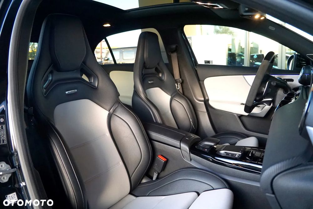Mercedes-Benz Klasa A 45 S AMG 4-Matic 8G-DCT - 27