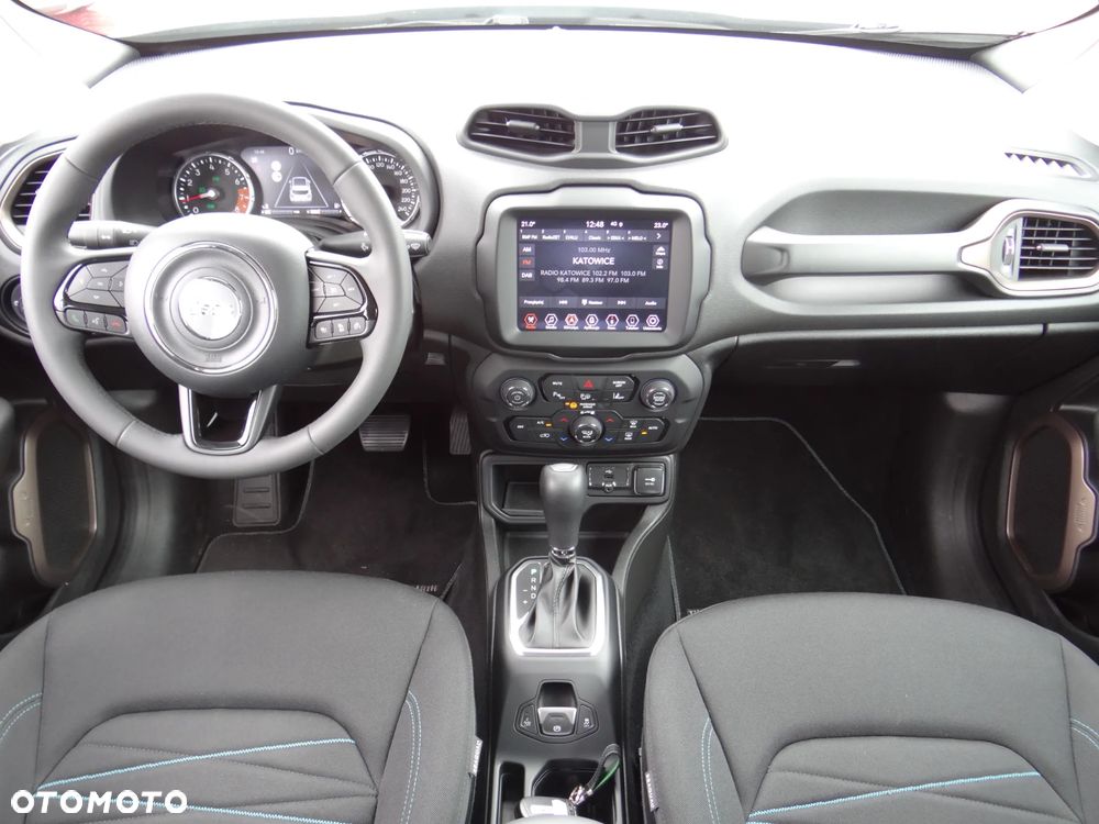 Jeep Renegade 1.5 T4 mHEV Upland FWD S&S DCT - 17