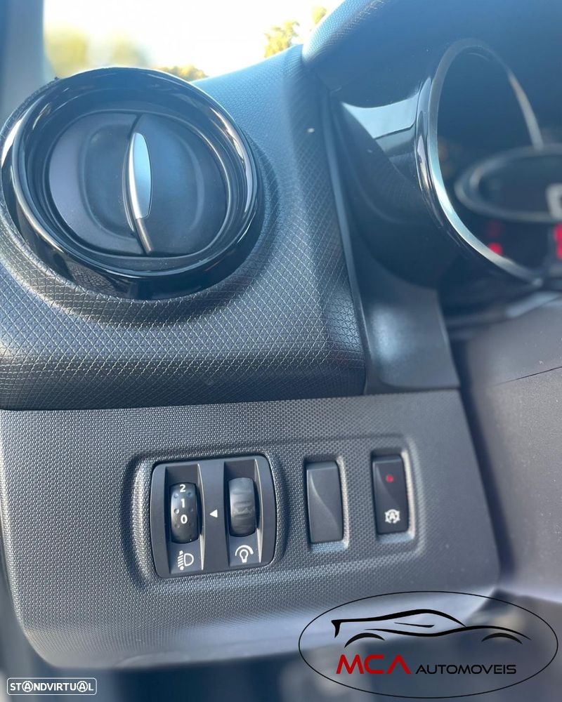 Renault Clio Sport Tourer 1.5 dCi Dynamique S - 20