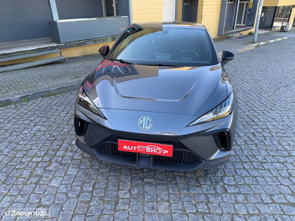MG MG4 64 kWh Luxury - 8