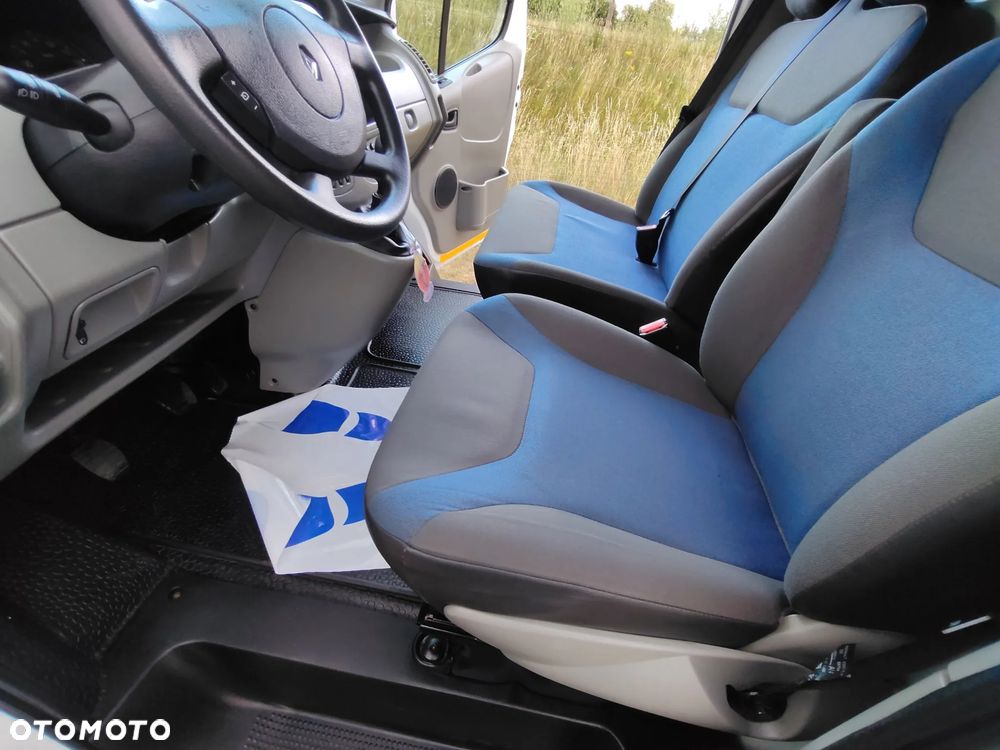 Renault Trafic - 30