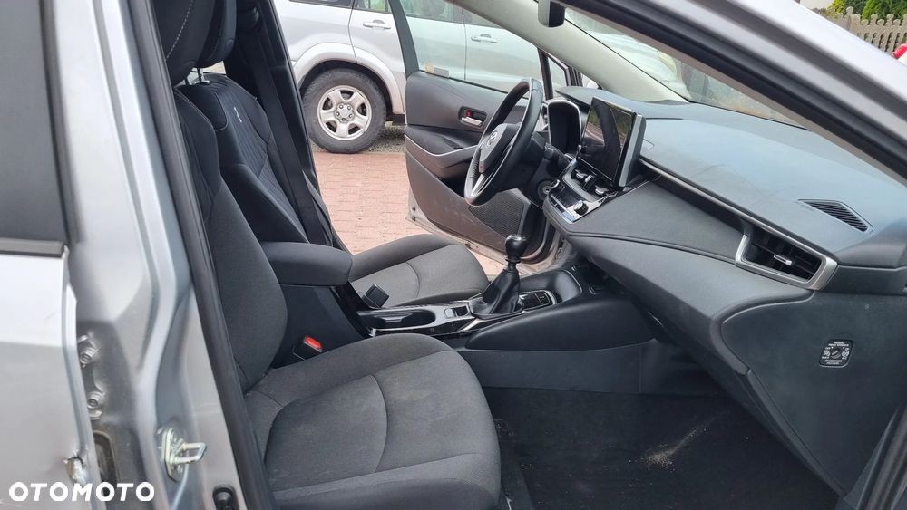Toyota Corolla 1.5 Active - 27