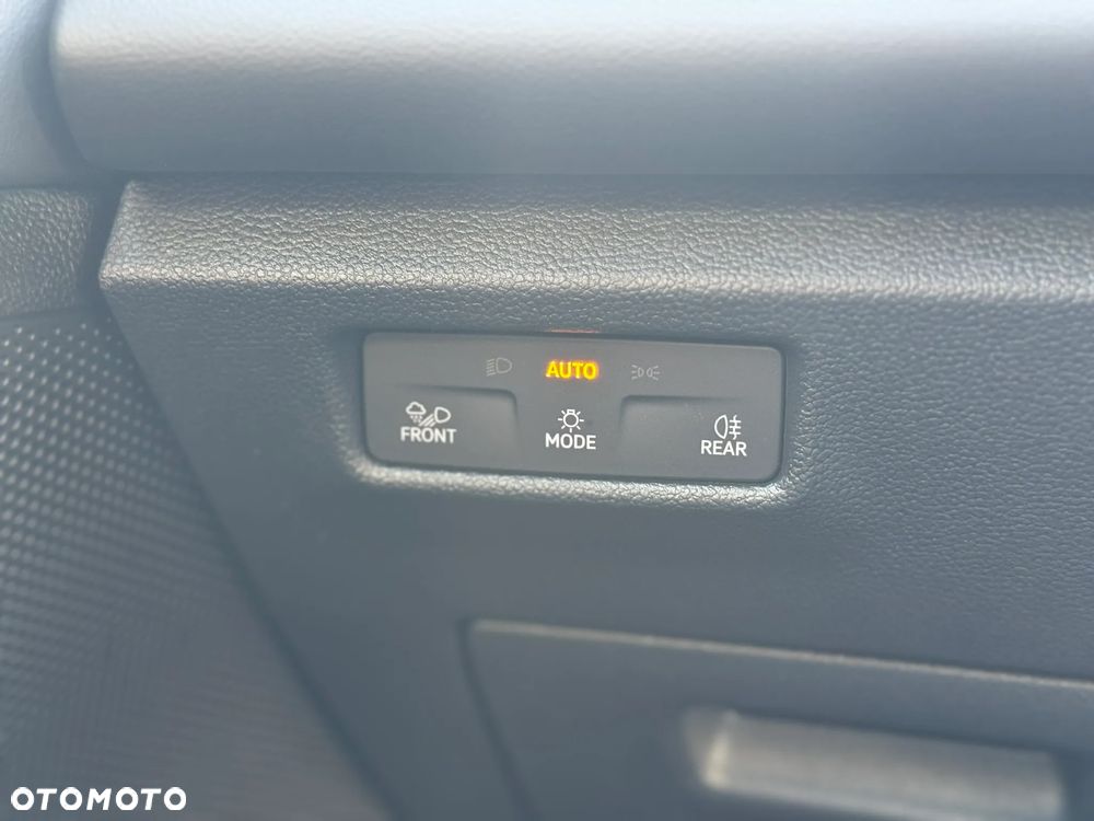 Volkswagen Tiguan - 22