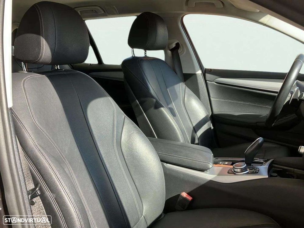 BMW 520 d Auto - 14