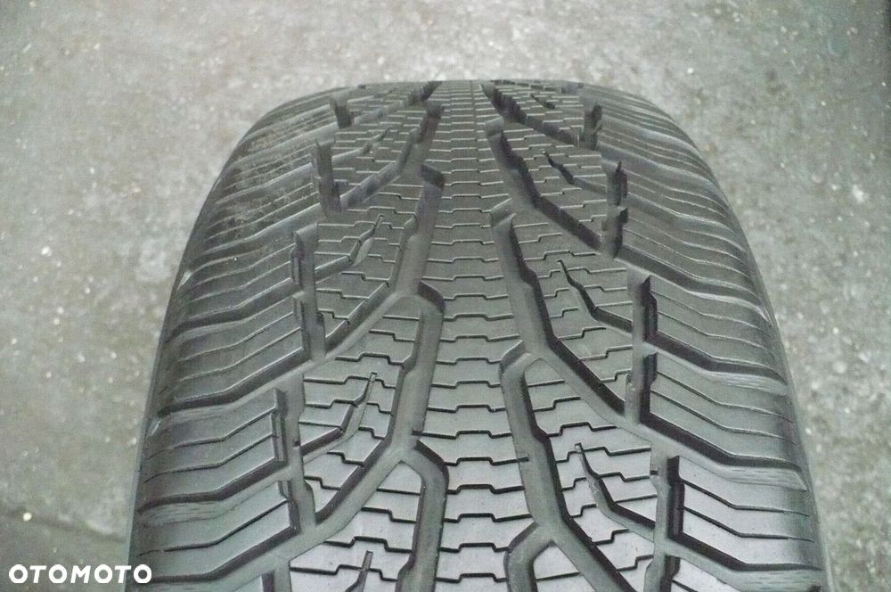 UNIROYAL AllSeasonExpert 2 235/50R18 8,1mm 2023 - 1