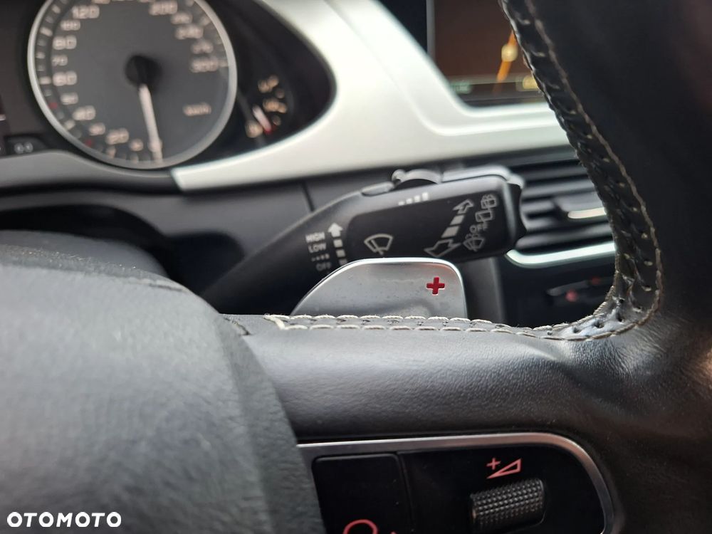 Audi S4 Limousine - 24