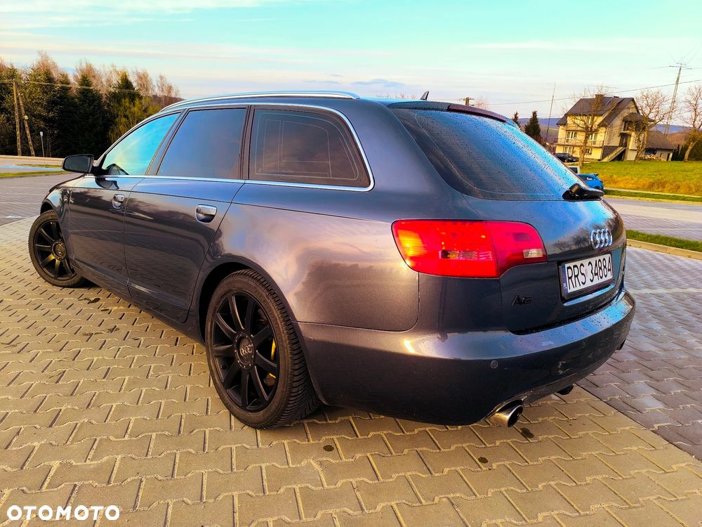 Audi A6 Avant 4.2 quattro tiptronic - 24
