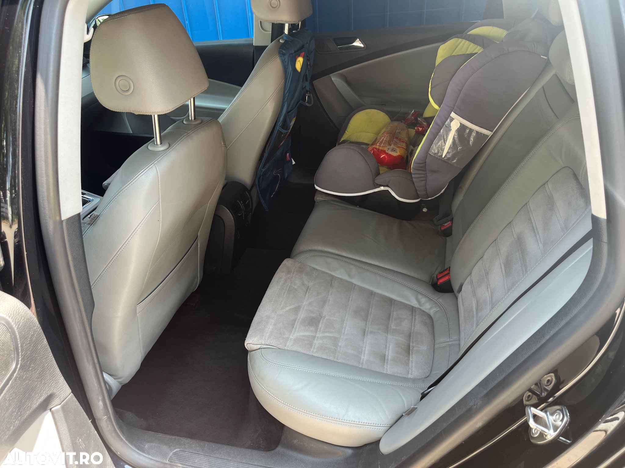 Volkswagen Passat Variant 2.0 TDI BlueMotion Technology Highline DSG - 8