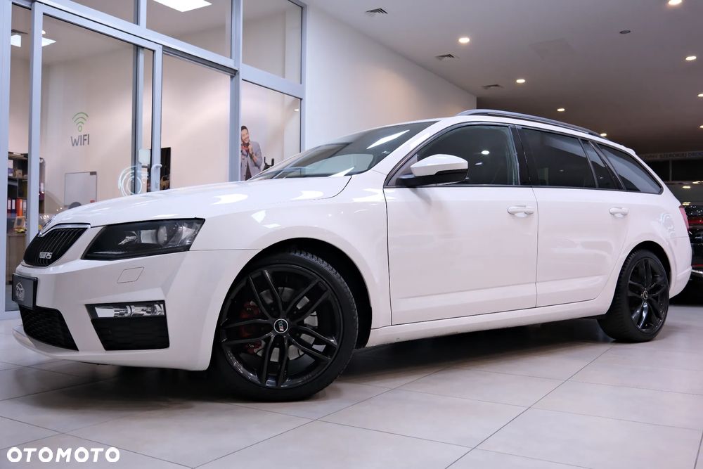 Skoda Octavia 2.0 TDI SCR RS DSG - 13