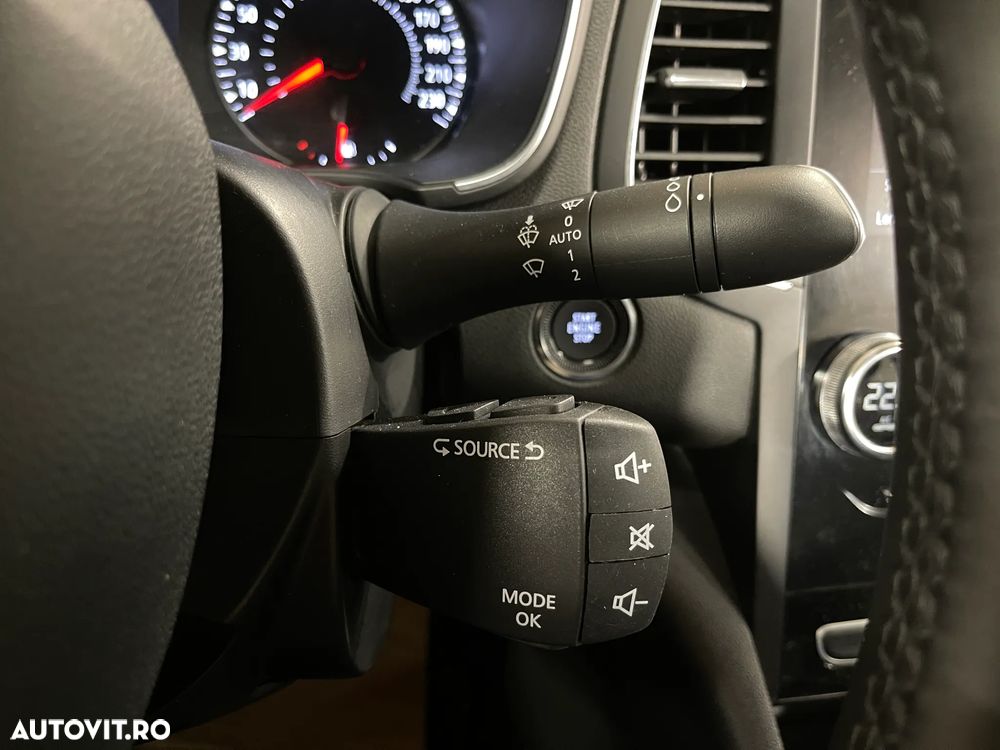 Renault Megane TCe 140 GPF Equilibre - 21