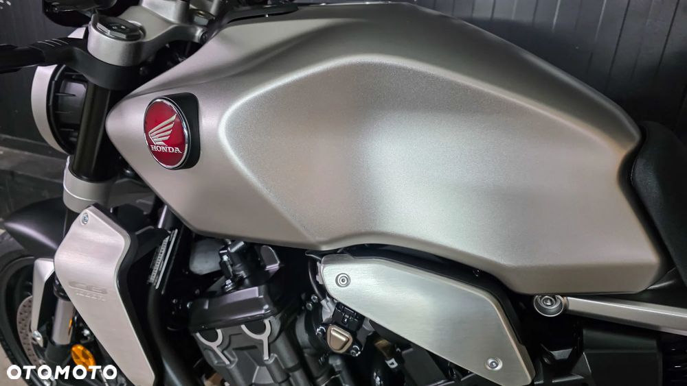 Honda CB - 7