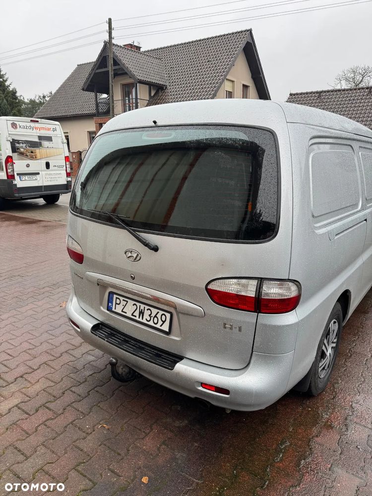 Hyundai H-1 - 3