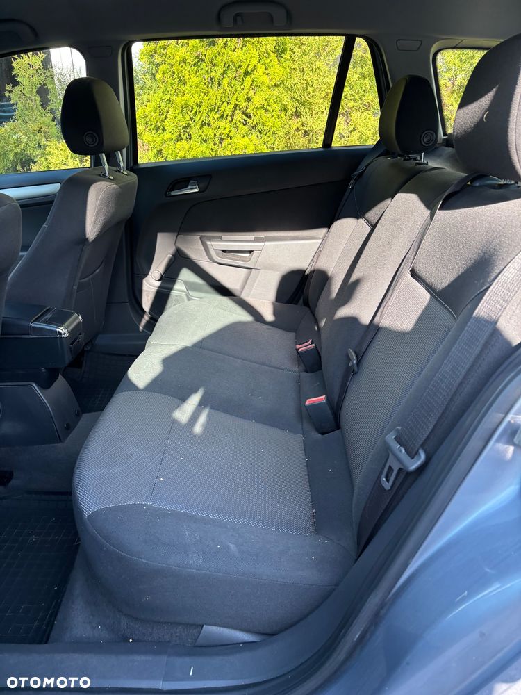 Opel Astra 1.3 CDTI Cosmo - 11