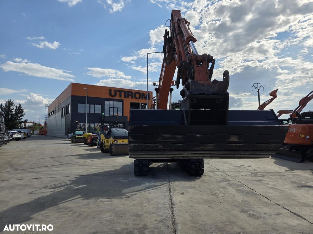 Hitachi ZX135US-6, 16t,2019, 3.736h, ROTIRE IN GABARIT, LAMA, 2 inst hidr pe brate, PADURI NOI, consum mediu 9,5l/h, Gresare automata, CUPLA RAPIDA +CUPE EXCARE+Cupa taluz, latime 2,5m, Camere spate si laterale, posibil leasing 3 ani, PROMOTIE 86.900 EUR+Tva - 8