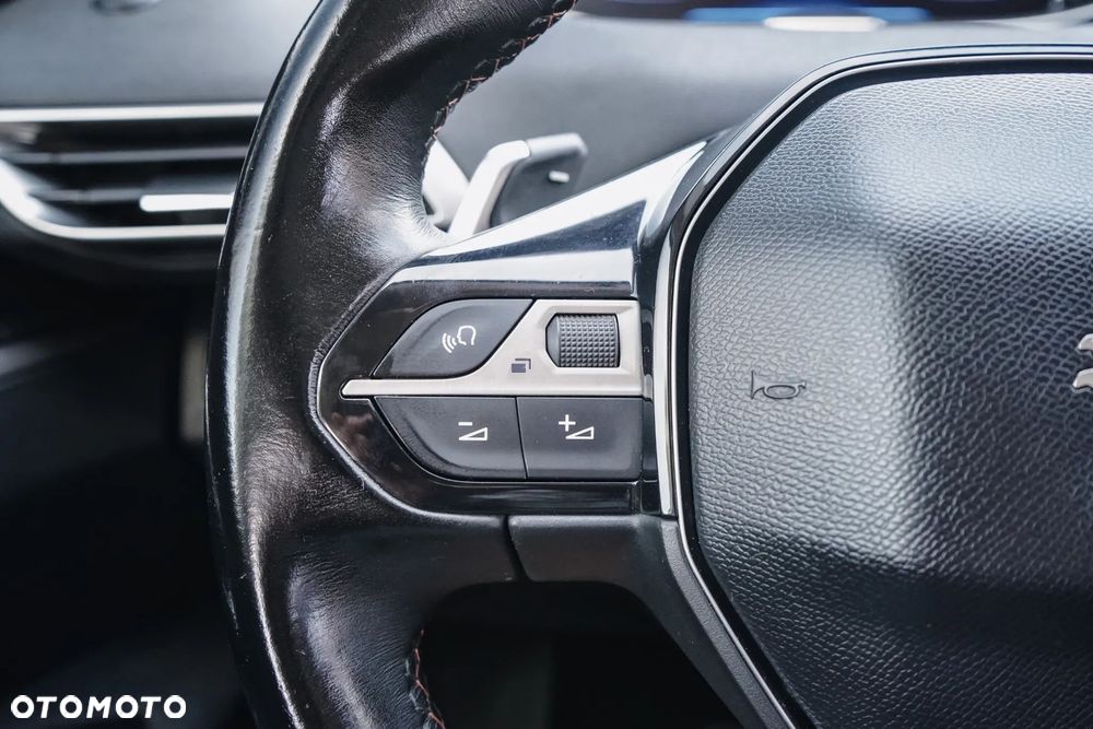 Peugeot 3008 PureTech 130 Stop & Start GPF EAT8 Allure - 29