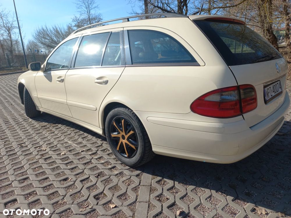 Mercedes-Benz Klasa E - 7