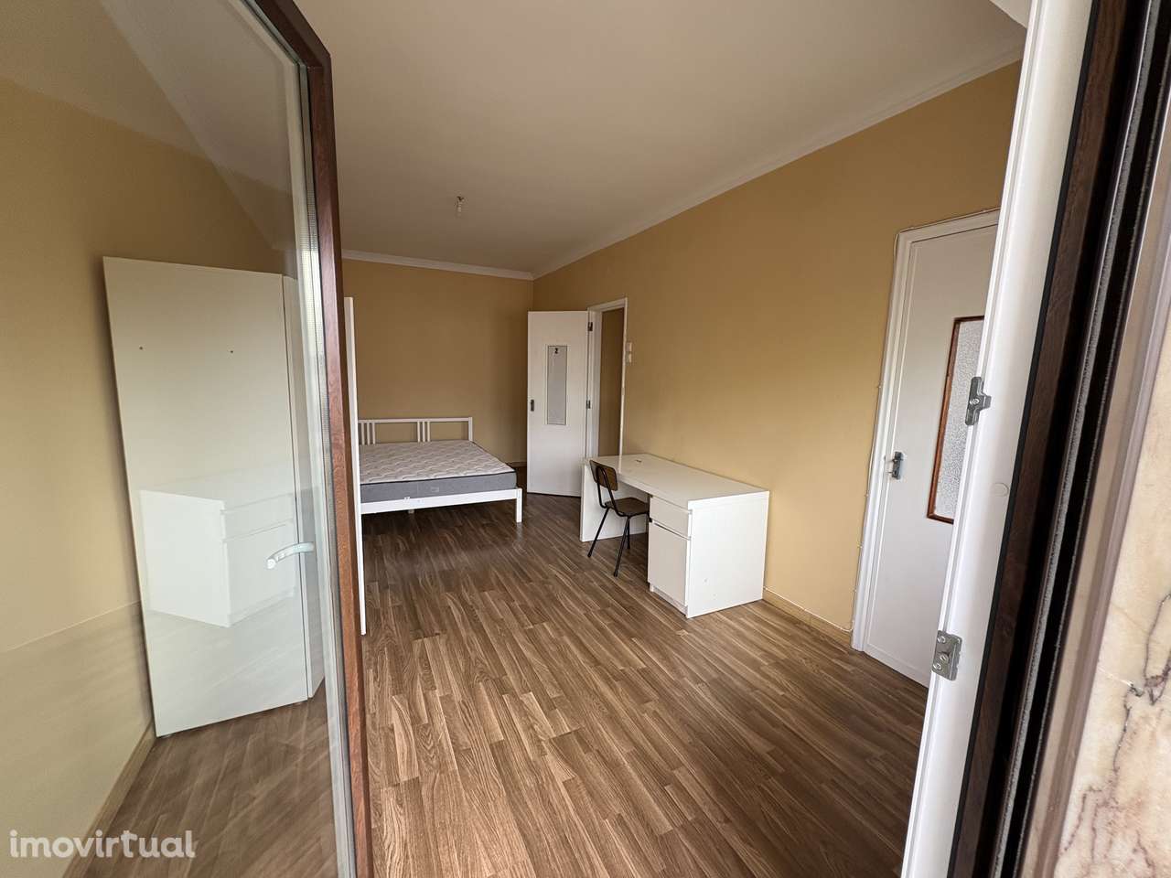 Quarto Duplo mobilado em Setúbal - Grande imagem: 5/13