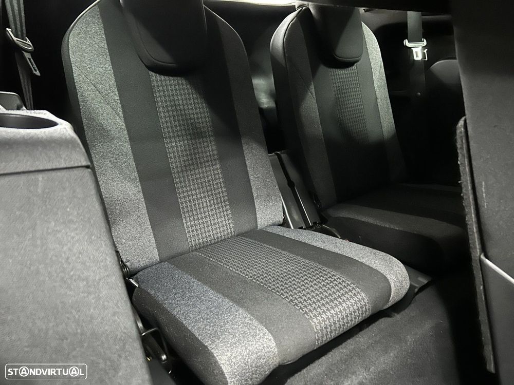 Peugeot 5008 1.2 PureTech Active - 13