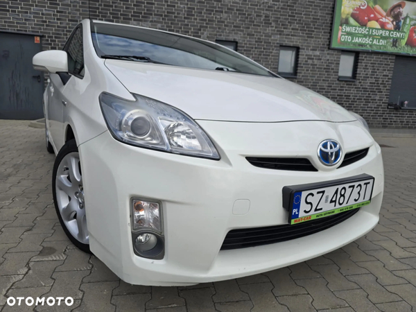 Toyota Prius (Hybrid) Executive