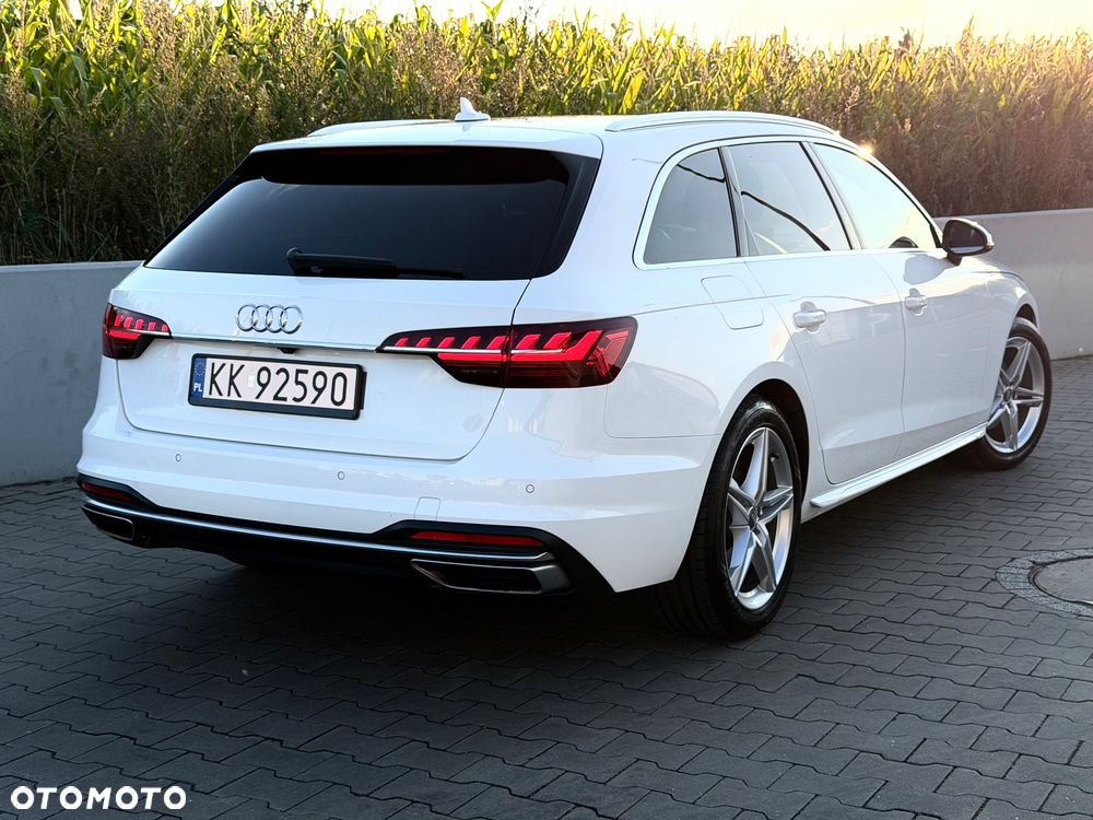 Audi A4 Avant 40 TFSI Sport S tronic - 13