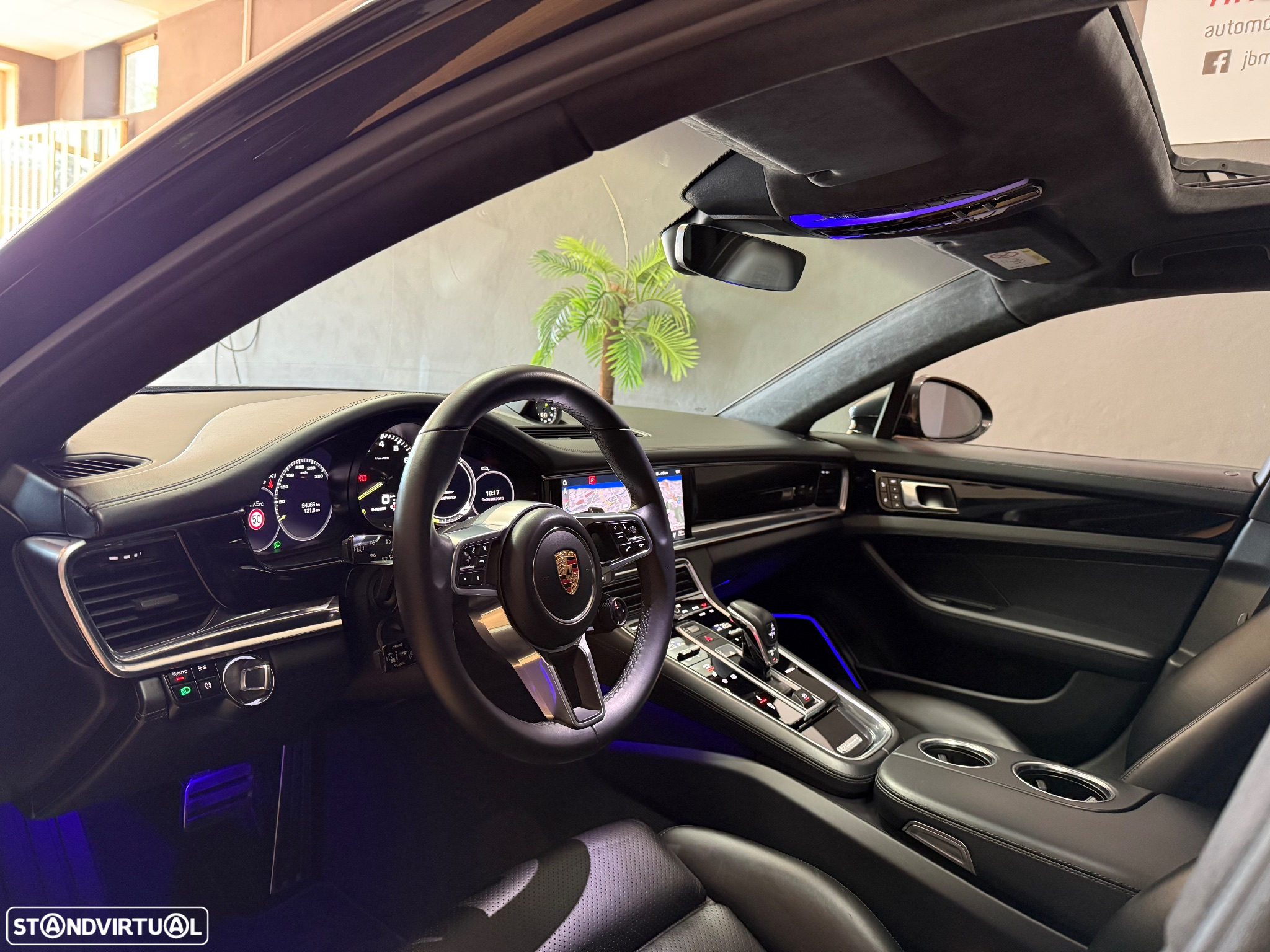 Porsche Panamera Sport Turismo 4 E-Hybrid 10 Years Edition - 4