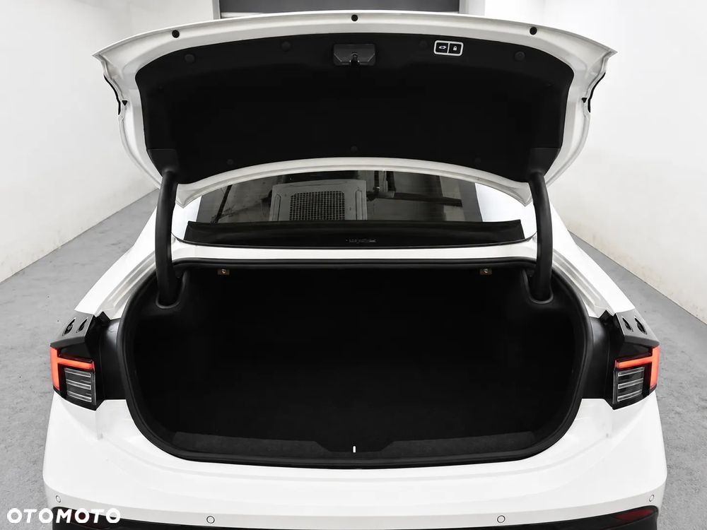 Hyundai Sonata - 4