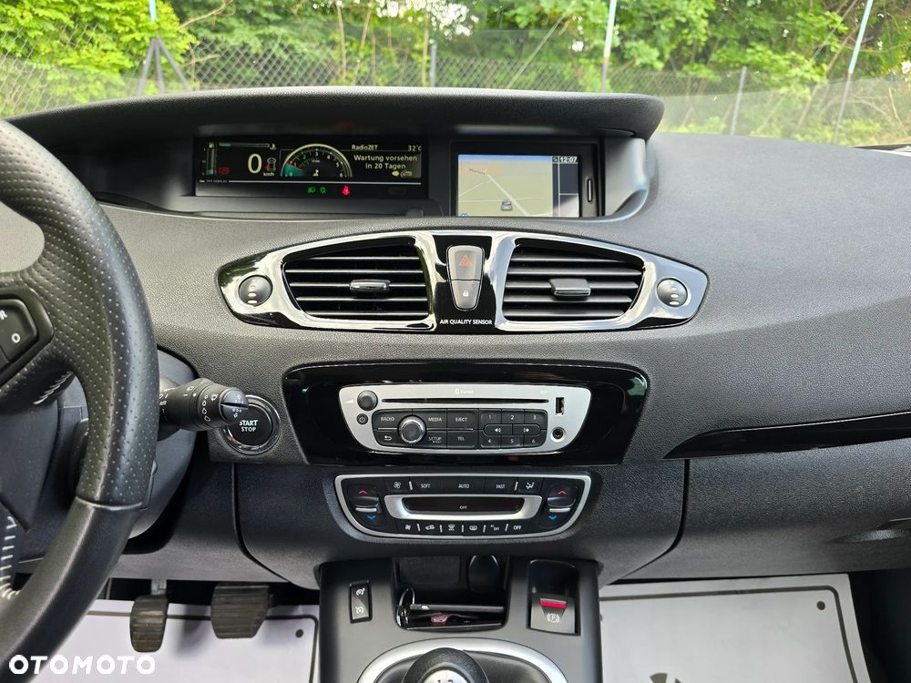 Renault Scenic dCi 130 FAP Start & Stop Bose Edition - 29