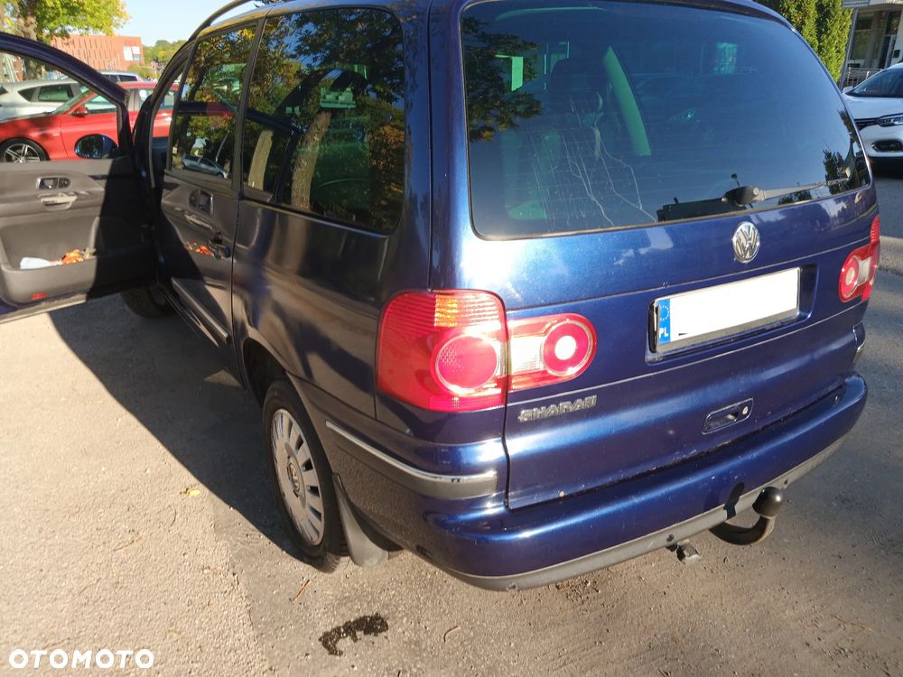 Volkswagen Sharan 2.8 V6 Highline 4Mot - 3