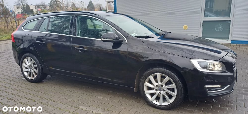 Volvo V60 D4 Summum - 6