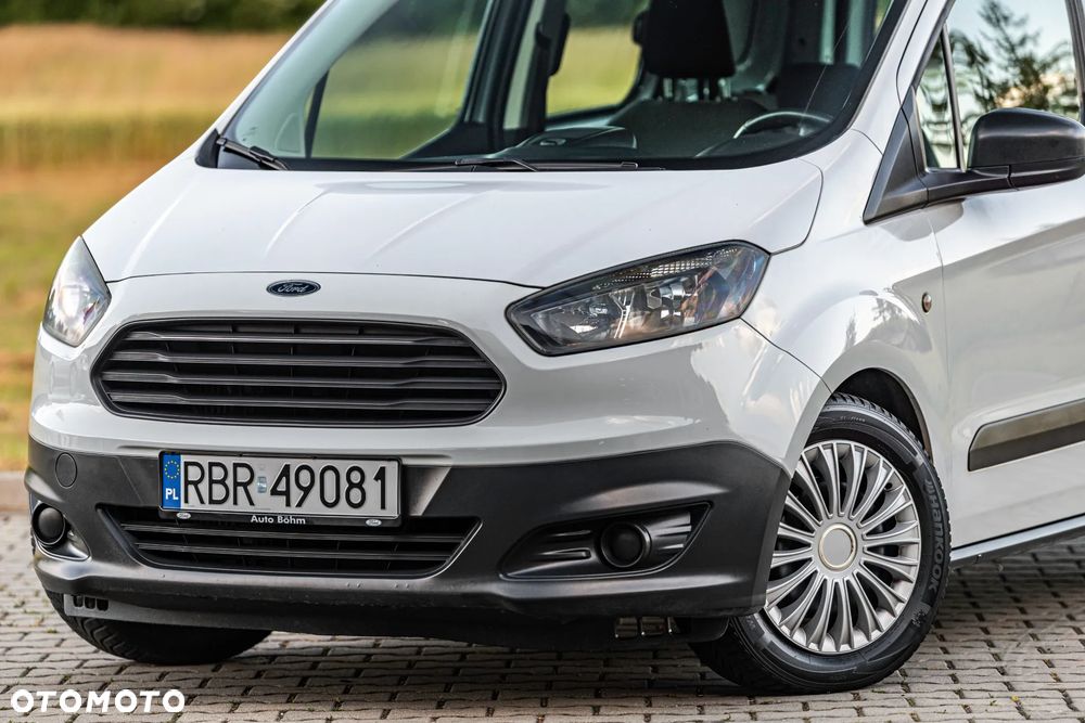 Ford Tourneo Courier 1.0 EcoBoost Trend - 4