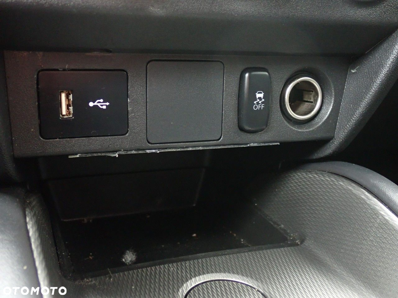 Mitsubishi ASX - 31