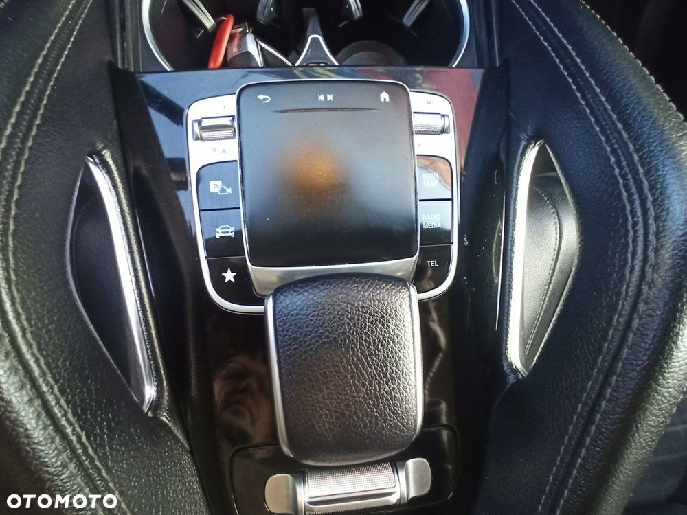 Mercedes-Benz GLE - 16