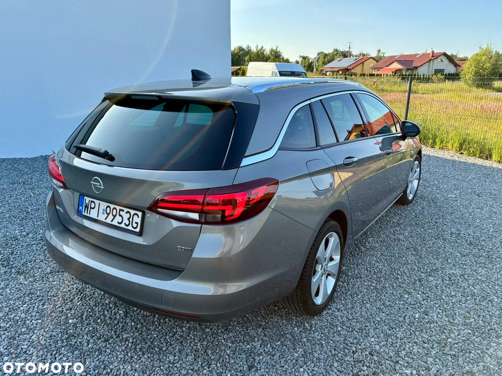 Opel Astra 1.6 D Start/Stop Automatik Sports Tourer Edition - 4