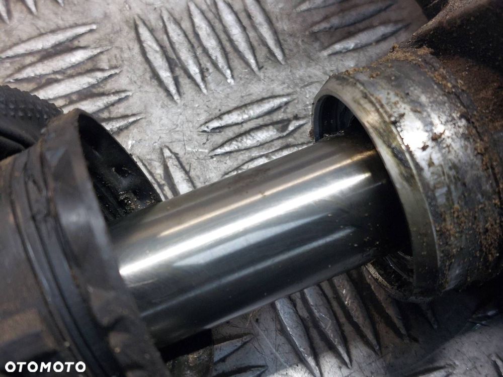 MAGLOWNICA PRZEKŁADNIA KIEROWNICZA VOLVO S60 I P8671245 - 8