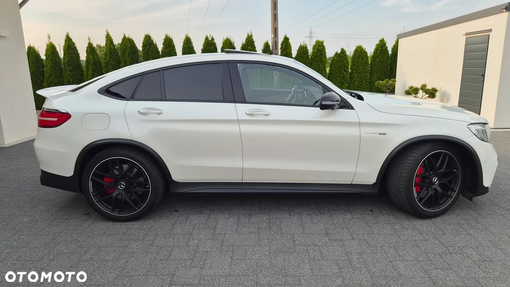 Mercedes-Benz GLC AMG 63 S 4Matic+ AMG Speedshift MCT 9G - 32