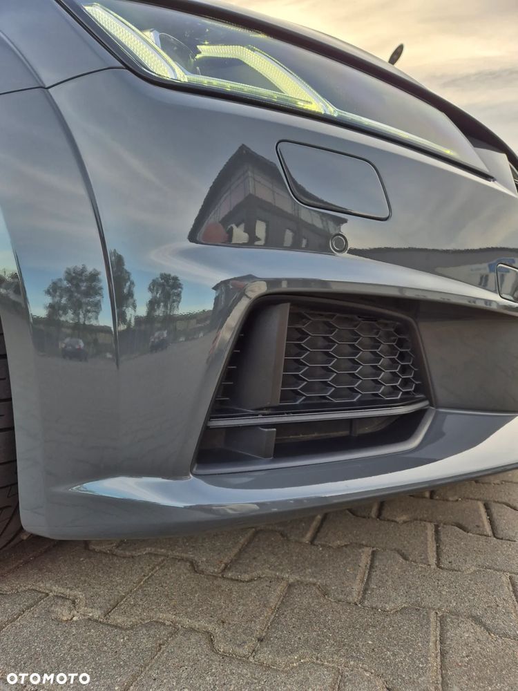 Audi TT S Coupé - 26