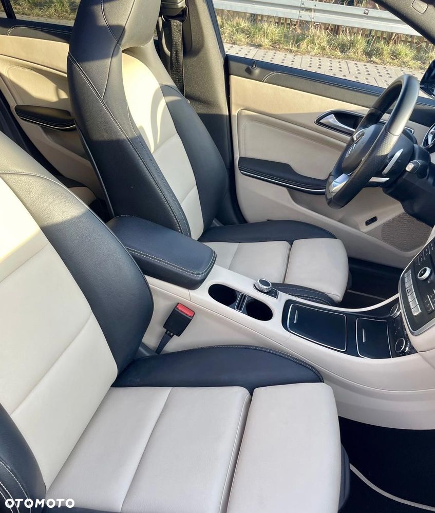Mercedes-Benz CLA - 9