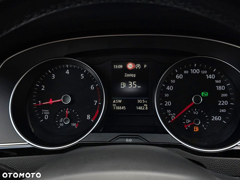 Volkswagen Passat Variant 1.5 TSI EVO Business DSG - 9