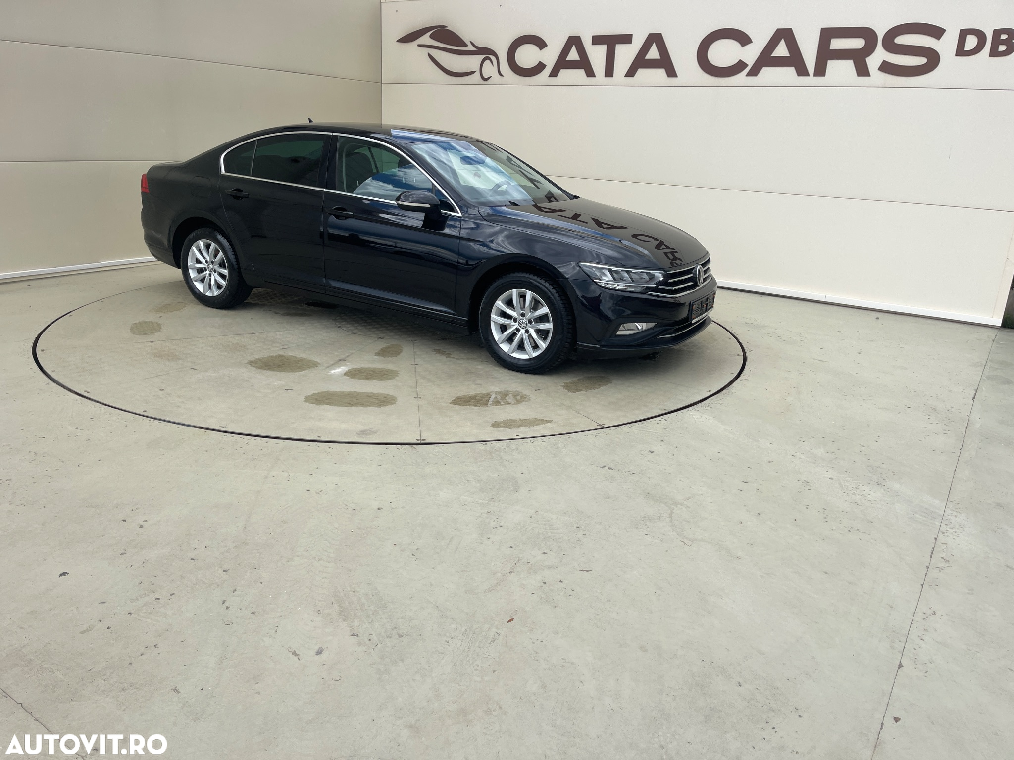 Volkswagen Passat - 21