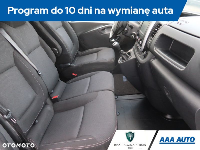Renault trafic - 8