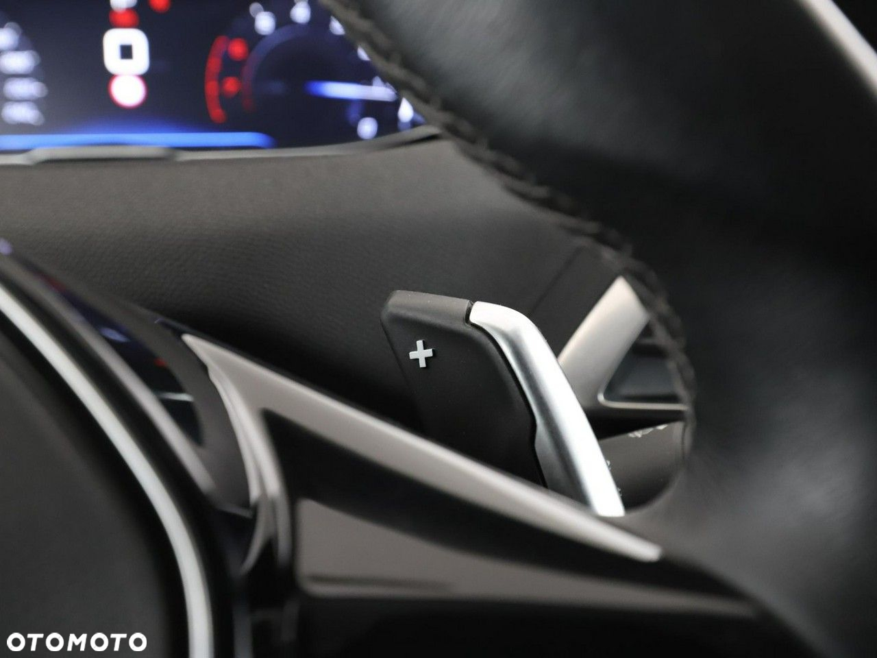 Peugeot 3008 1.2 PureTech Allure S&S EAT6 - 34