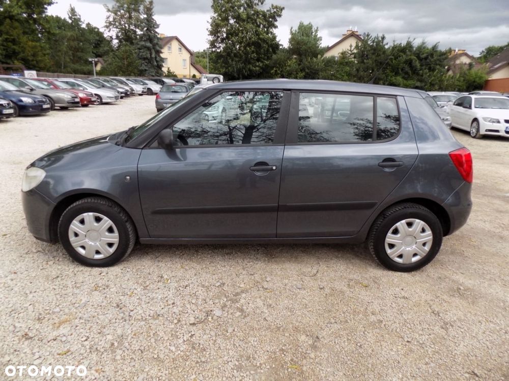 Skoda Fabia - 10