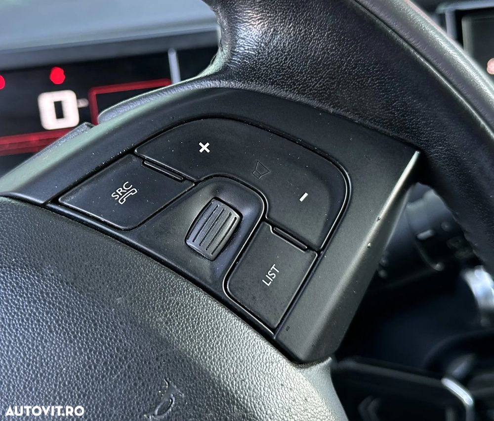 Citroën C4 Cactus - 28