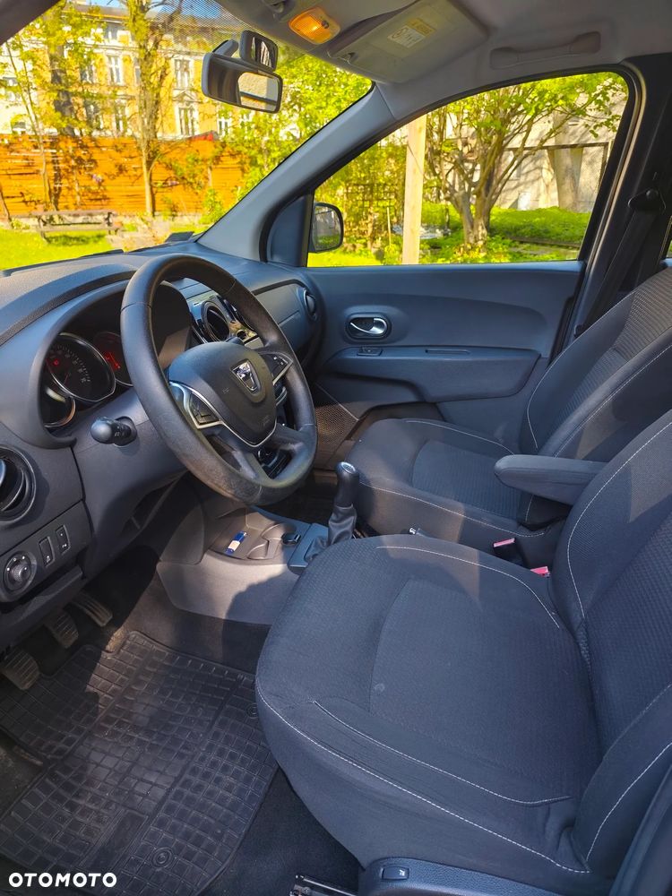 Dacia Lodgy 1.6 SCe Laureate S&S - 18