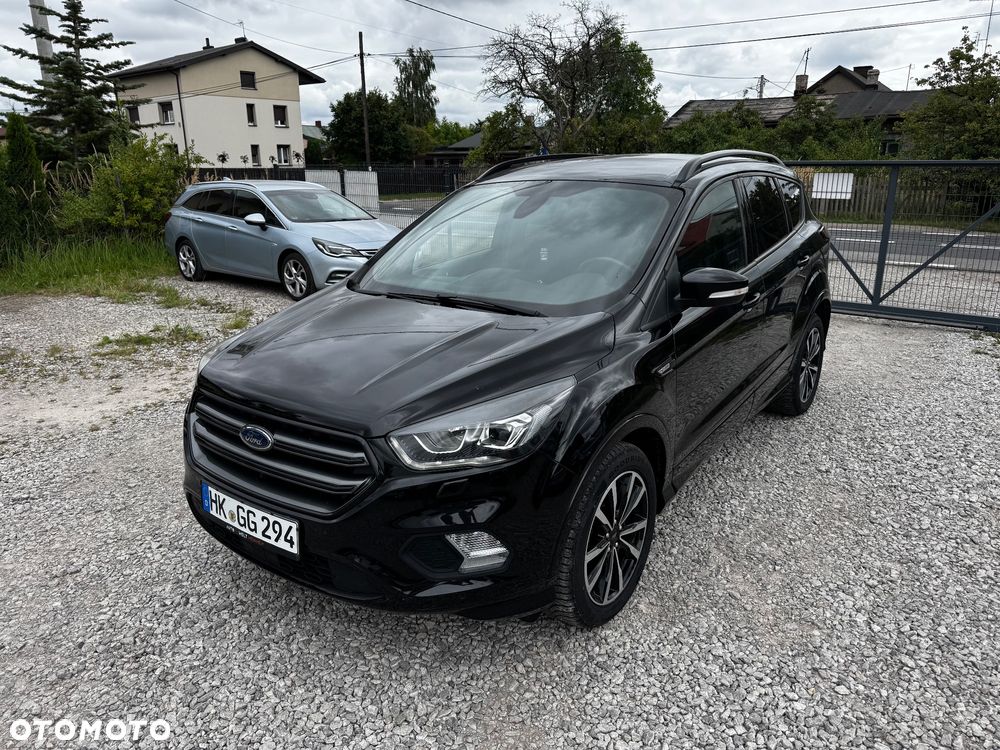 Ford Kuga 1.5 EcoBoost 2x4 ST-Line - 1
