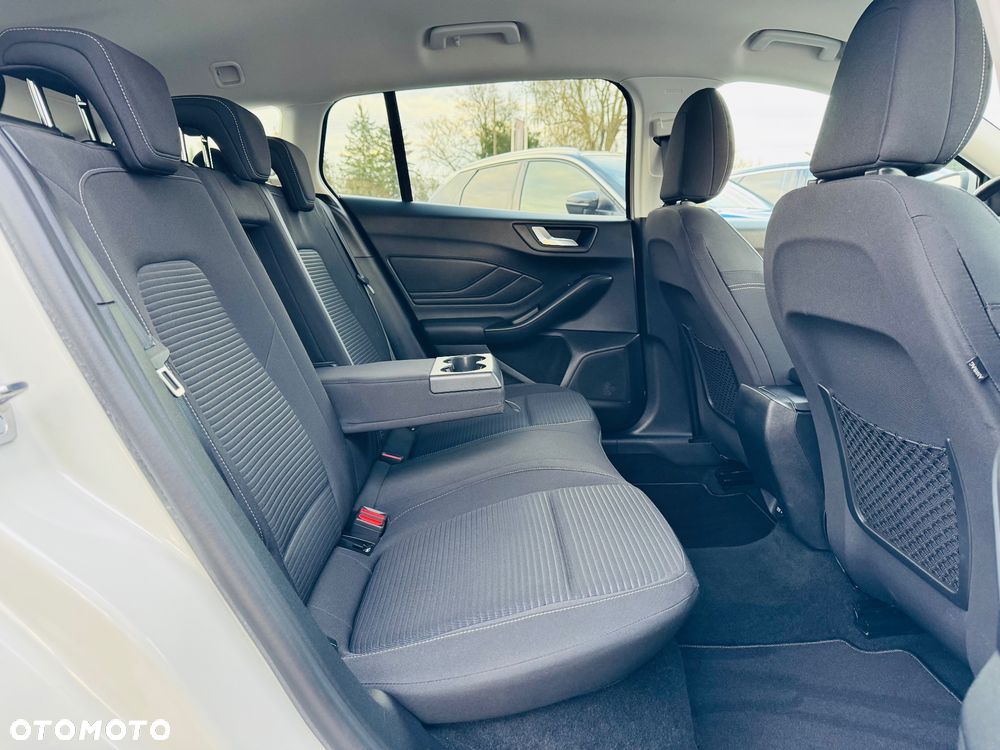 Ford Focus 1.5 EcoBlue STart-Stopp-System TITANIUM - 27